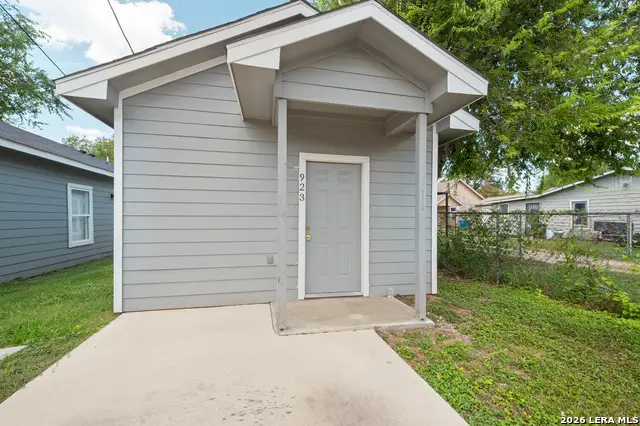 923 S San Joaquin Ave, San Antonio, TX 78237 - #1