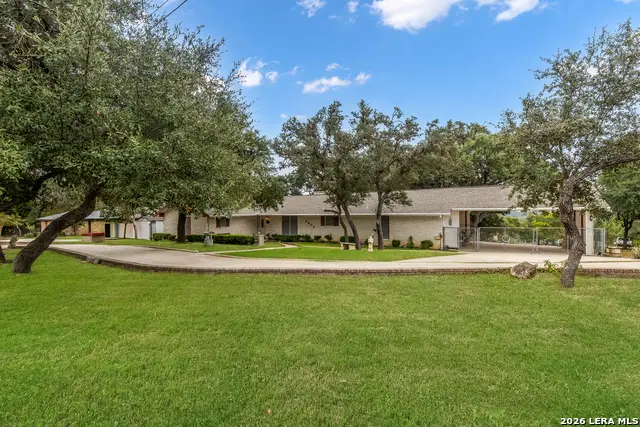 9858 Scenic Hills Dr, San Antonio, TX 78255 - #2