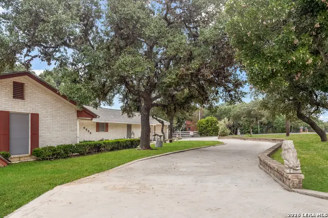 9858 Scenic Hills Dr, San Antonio, TX 78255 - #3