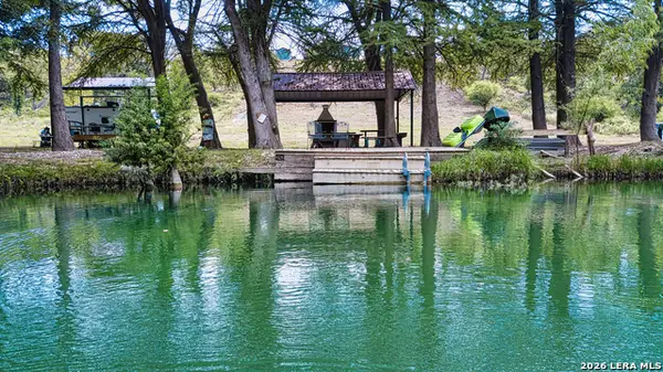 170 Teich Ln., Bandera, TX 78003