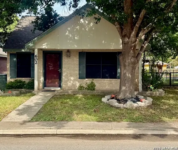 602 N 2nd St, Uvalde, TX 78801 - #1