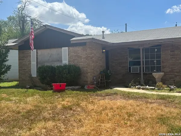 4002 Tropical Dr, San Antonio, TX 78218