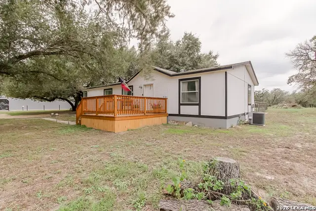 107 Harvest Ln, Floresville, TX 78114 - #3