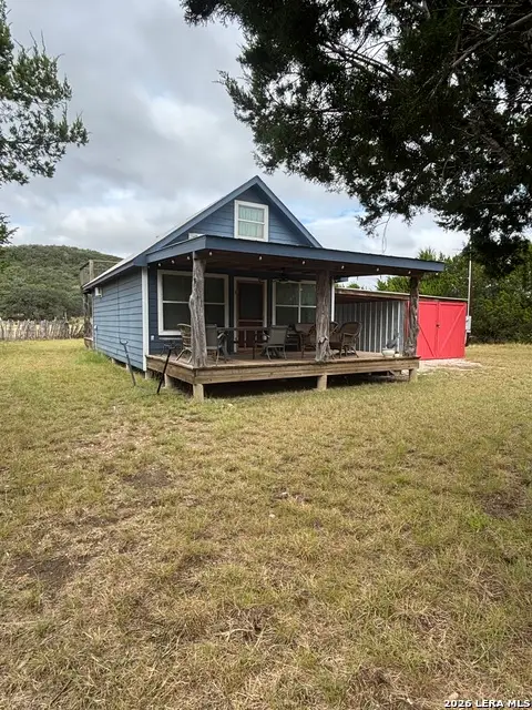 150 Hummingbird Ln, Uvalde, TX 78801 - #1