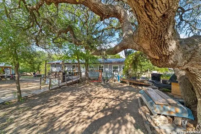 1602 Broad Oak Dr., Bandera, TX 78003 - #3