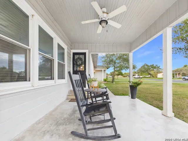 112 Live Oak, Poth, TX 78147 - #3