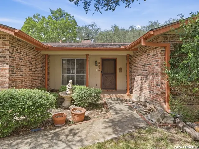 8239 Zodiac Dr, Universal City, TX 78148 - #2