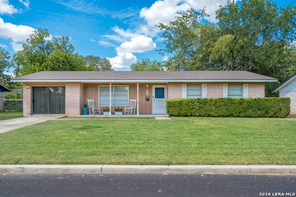 309 Maple Dr, Schertz, TX 78154