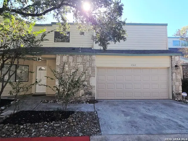 8562 Echo Creek Ln, San Antonio, TX 78240 - #2