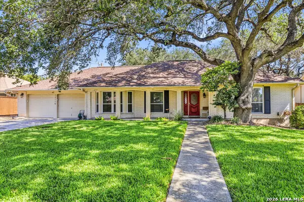 13119 Hill Forest St, San Antonio, TX 78230