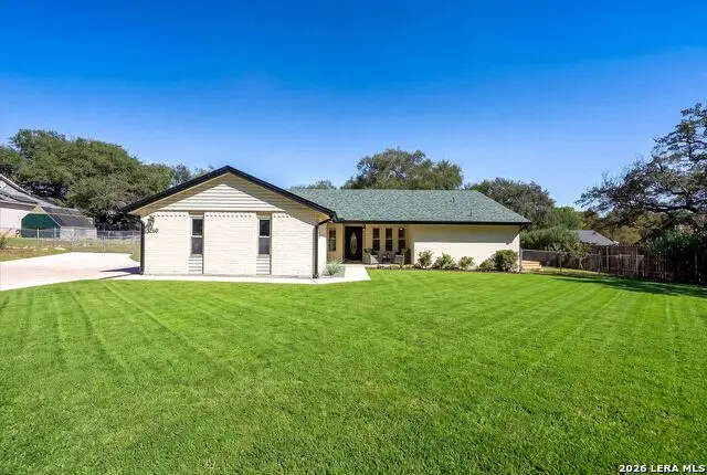1260 Flaming Oak Dr, New Braunfels, TX 78132 - #1
