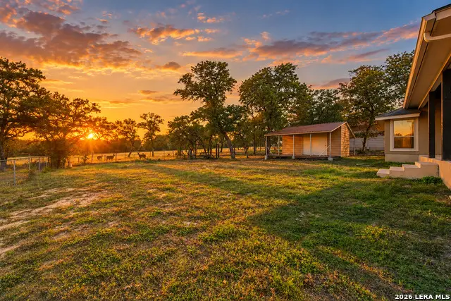 237 Great Oaks Blvd, La Vernia, TX 78121 - #3