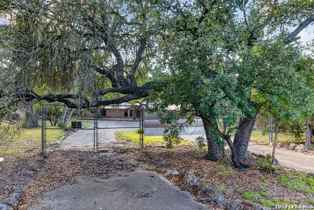 190 Rosenberry, Bulverde, TX 78163 - #2