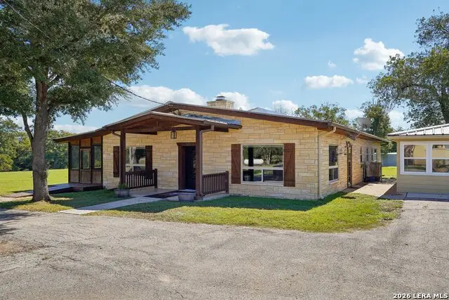 24 Edmiston Ln, Comfort, TX 78013 - #3
