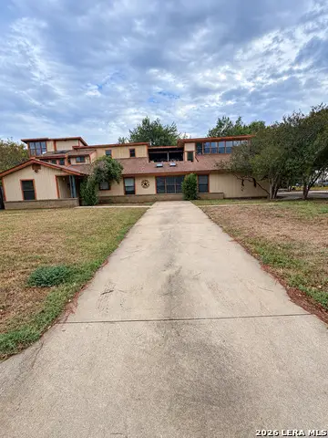 332 Margo Dr, Pearsall, TX 78061 - #1