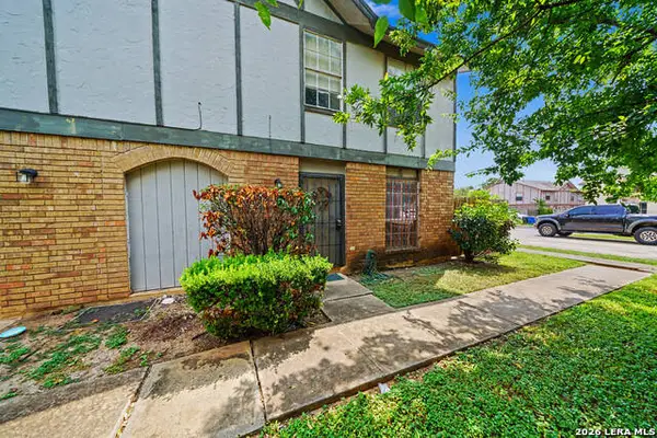 5216 Meadow Fld, San Antonio, TX 78250
