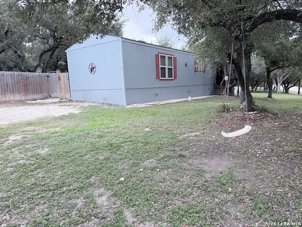 157 Deer Run Pass, Canyon Lake, TX 78133