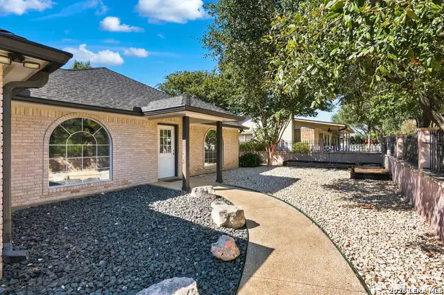 1132 Fifth St, Comfort, TX 78013 - #2