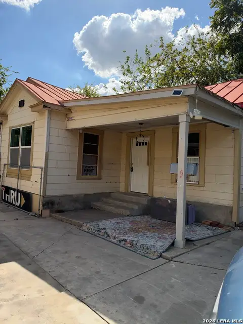 1030 W Ridgewood Ct, San Antonio, TX 78201 - #1