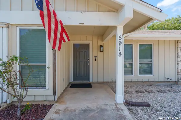 5914 Freemans Farm St, San Antonio, TX 78233