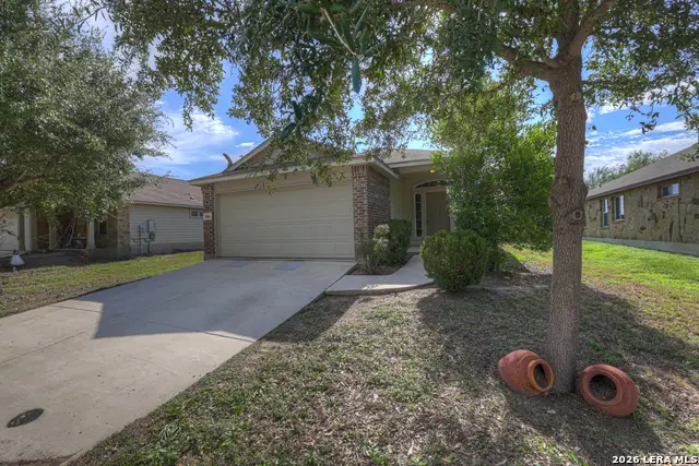 566 Briggs Dr, New Braunfels, TX 78130 - #1