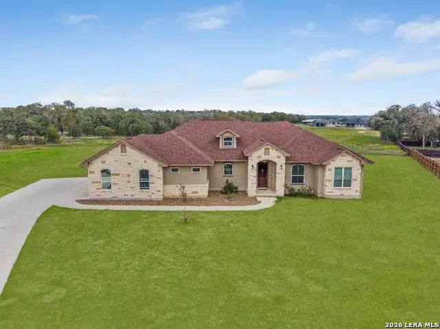 108 Hunting Ridge Dr, La Vernia, TX 78121 - #1
