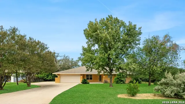 325 Meadowbrook Dr, Hollywood Park, TX 78232 - #1
