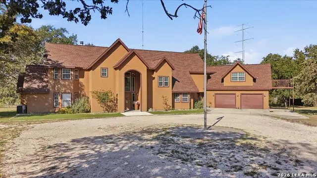573 Flower Trail Loop, Floresville, TX 78114 - #1