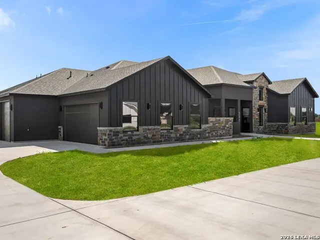 223 Double Creek Loop, Seguin, TX 78155 - #3