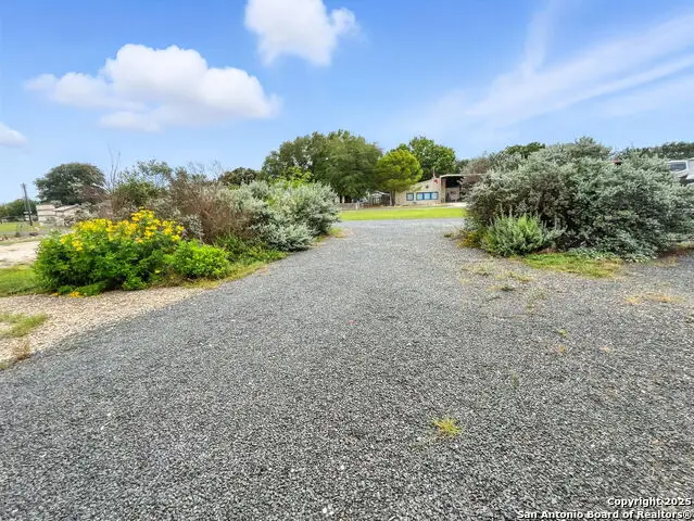214 Star Ln, Pipe Creek, TX 78063 - #3