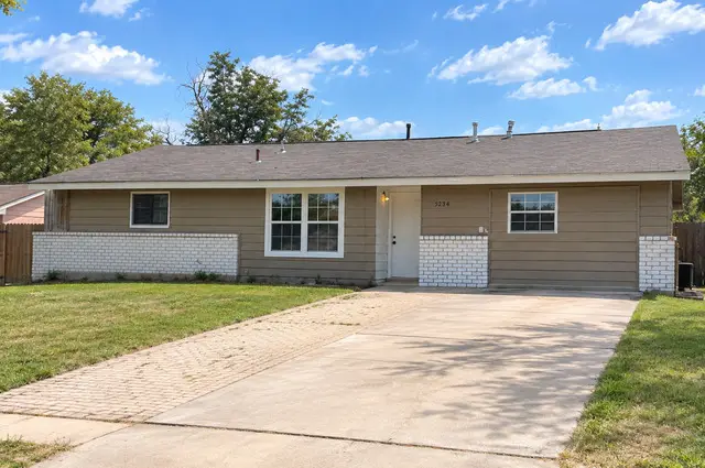 5234 Village Row, San Antonio, TX 78218 - #2