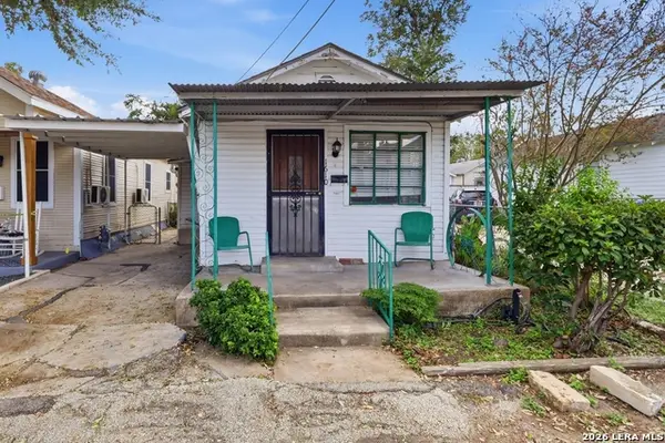 1610 Amestoy St, San Antonio, TX 78207