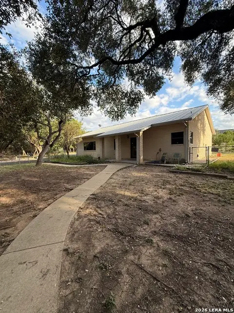 207 Tracie Trail, Lakehills, TX 78063 - #2