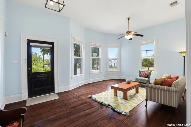 601 Nolan St, San Antonio, TX 78202 - #3