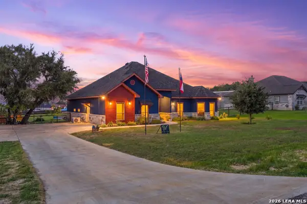 108 Cibolo Way, La Vernia, TX 78121