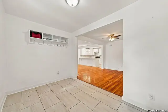 147 Larchmont Dr, San Antonio, TX 78209 - #3
