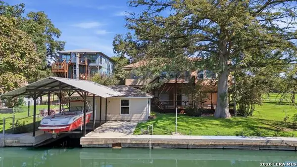 124 Lakeside Dr, Seguin, TX 78155