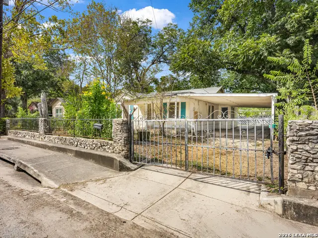 127 Linda Lou Dr, San Antonio, TX 78223 - #3