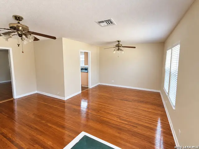 1266 W Elsmere, San Antonio, TX 78201 - #3