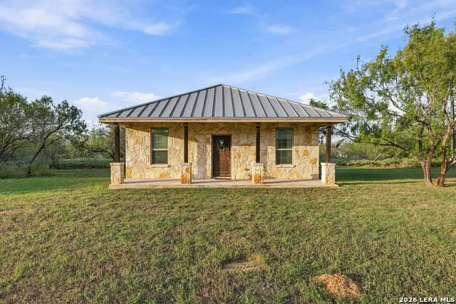 1260 County Road 361, La Vernia, TX 78121 - #2