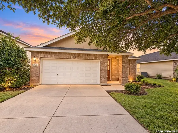 2935 Thunder Gulch, San Antonio, TX 78245