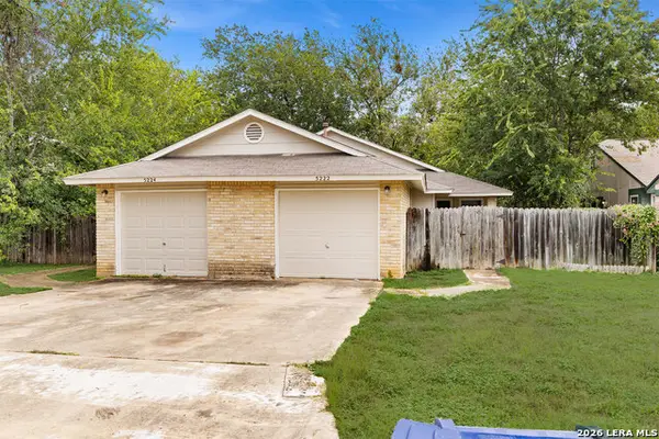5224 Meadow Rise St, San Antonio, TX 78250