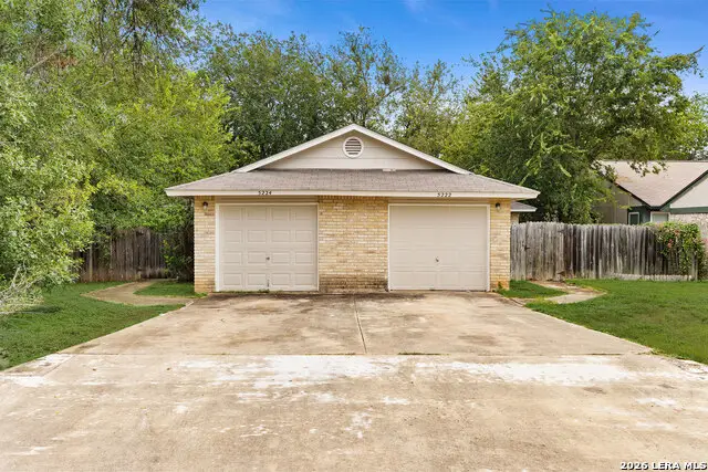 5224 Meadow Rise St, San Antonio, TX 78250 - #3