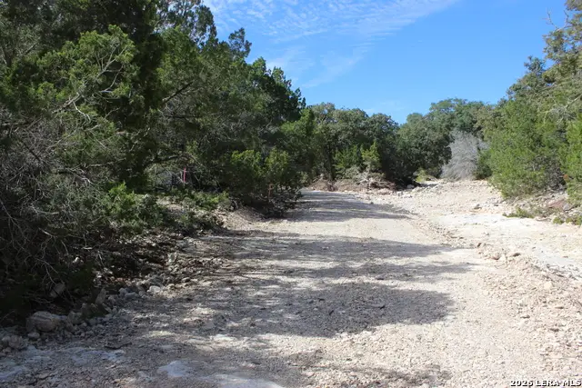 20 N Rimrock Road, Leakey, TX 78873 - #2