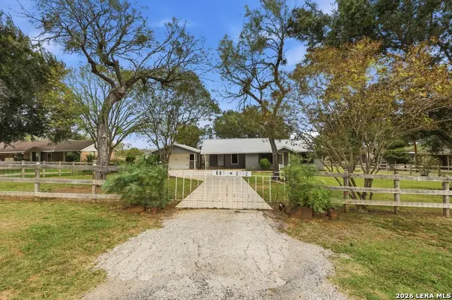 667 Fm 2772, La Vernia, TX 78121 - #1