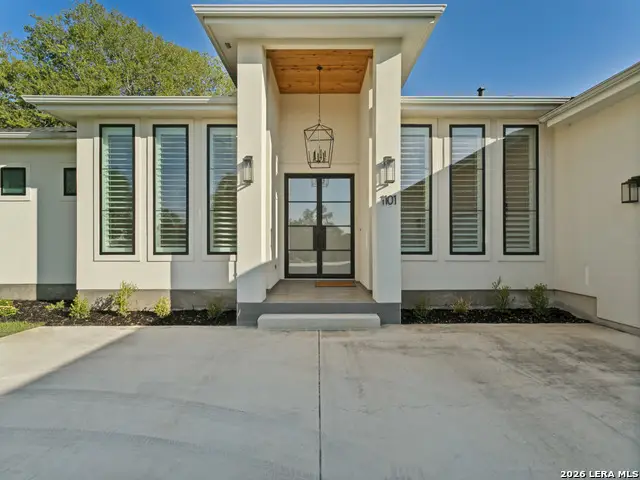 1101 Garraty Rd, Terrell Hills, TX 78209 - #3