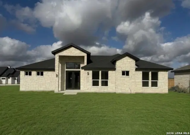 205 County Road 6812, Natalia, TX 78059 - #1