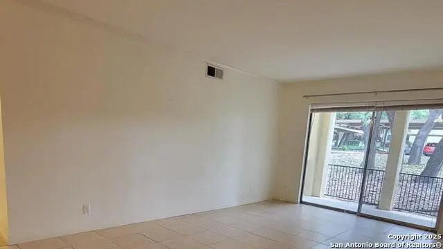 8702 Village Dr #204, San Antonio, TX 78217 - #2