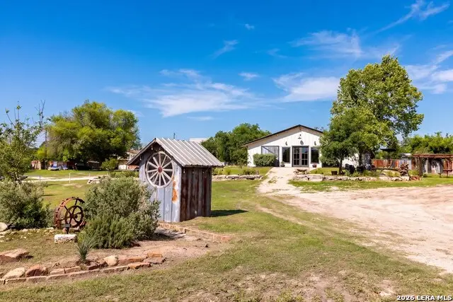 121 Simpson Rd, Comfort, TX 78013 - #3