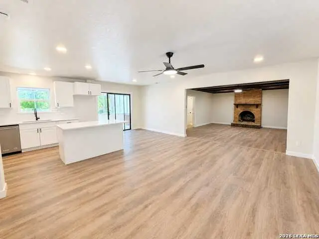 3366 W Woodlawn Ave, San Antonio, TX 78228 - #3